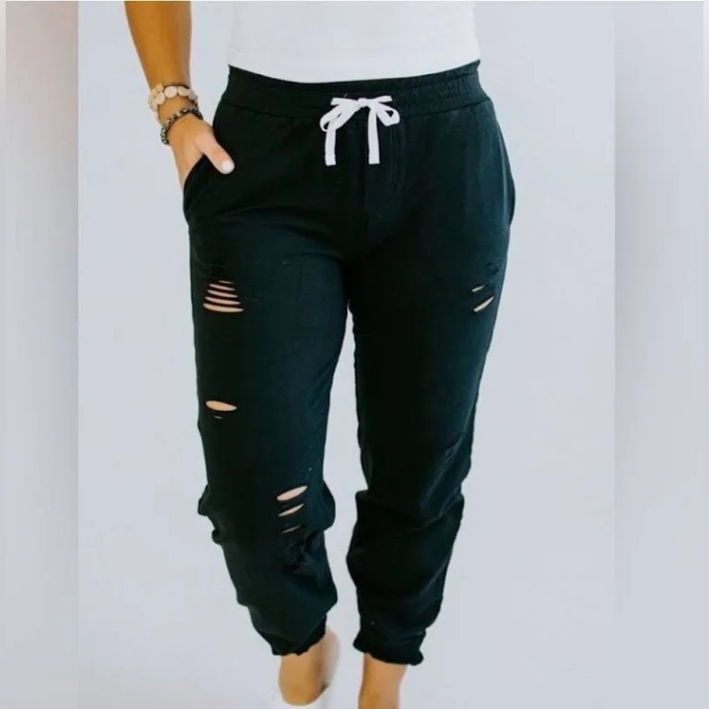 Hadlee Distressed Sweatpants by Chelsea DeBoer by Lily & Lottie XL